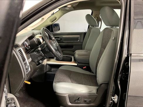 Used 2019 RAM 1500 Big Horn image 34