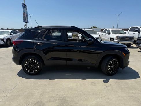 Used 2023 Chevrolet TrailBlazer LT w/ Convenience Package AWD/4WD image 10