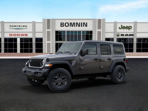 Used 2026 Jeep Wrangler Unlimited Sport AWD/4WD image 2