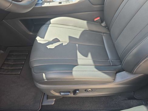 Certified 2026 INFINITI QX60 Luxe w/ Cargo Package FWD image 16