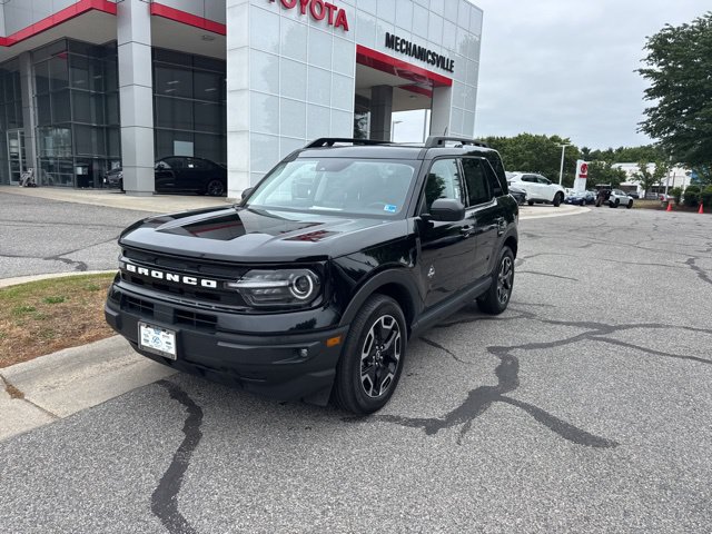 Used 2023 Ford Bronco Sport Outer Banks w/ Tech Package AWD/4WD image 2