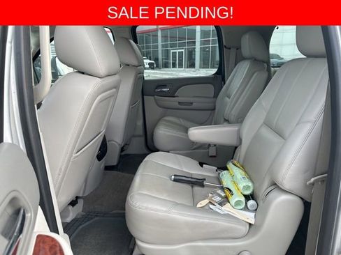 Used 2013 Chevrolet Suburban 2500 LT w/ Luxury Package image 11