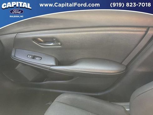 Used 2024 Nissan Sentra S FWD image 28