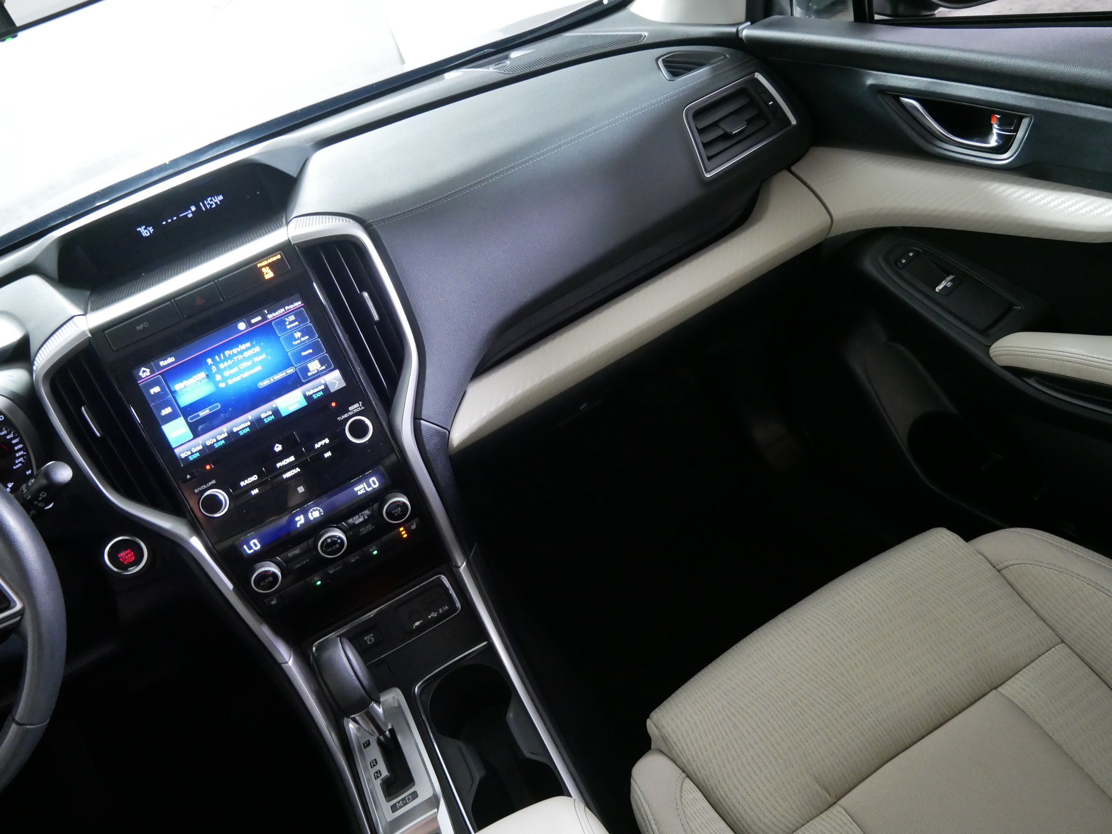Used 2020 Subaru Ascent Premium w/ Convenience Package AWD/4WD image 11