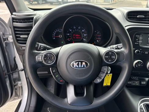 Used 2015 Kia Soul image 23