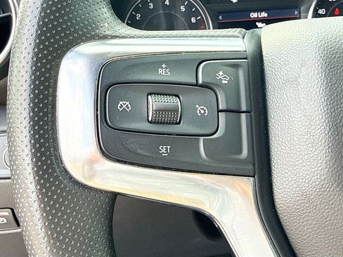 Used 2025 Chevrolet Blazer LT AWD/4WD image 36
