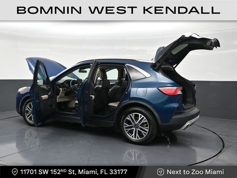 Used 2020 Ford Escape SEL image 32