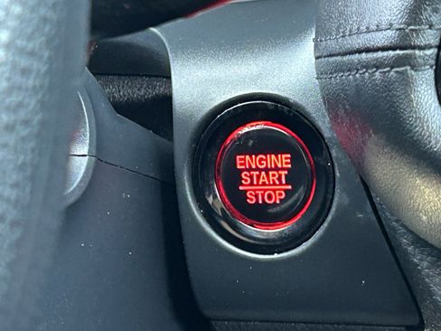 Used 2026 Honda HR-V LX image 18