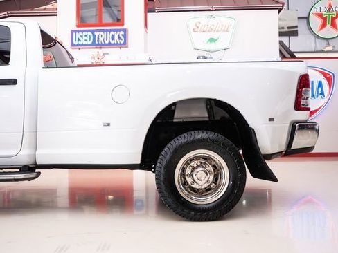 Used 2024 RAM 3500 Big Horn image 8