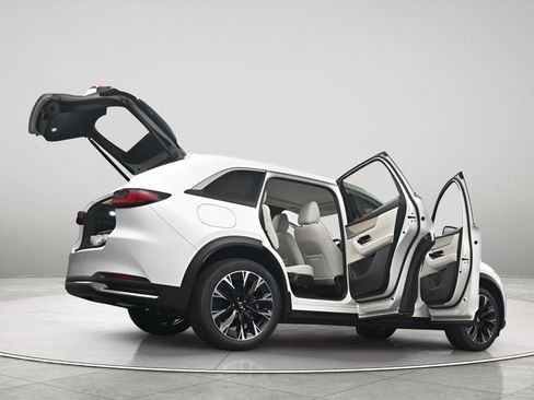 New 2026 MAZDA CX-90 Plug-In Hybrid w/ Premium Plus image 33
