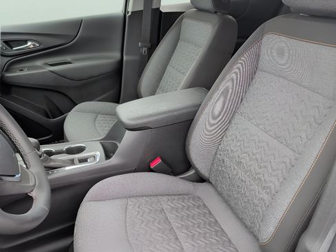 Used 2024 Chevrolet Equinox LT AWD/4WD image 10