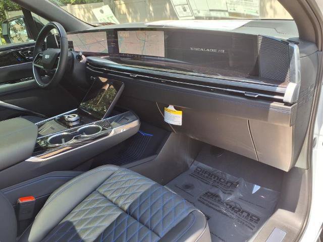 New 2026 Cadillac Escalade IQ Sport 1 AWD/4WD image 8