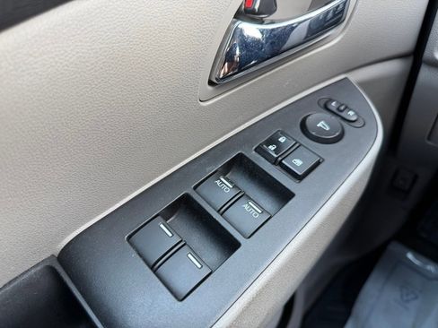 Used 2016 Honda Odyssey EX image 26
