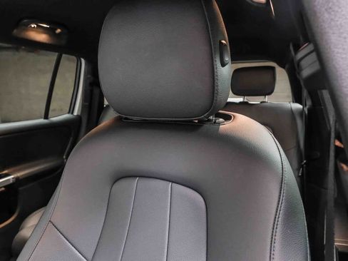 Certified 2022 Mercedes-Benz GLB 250 image 19