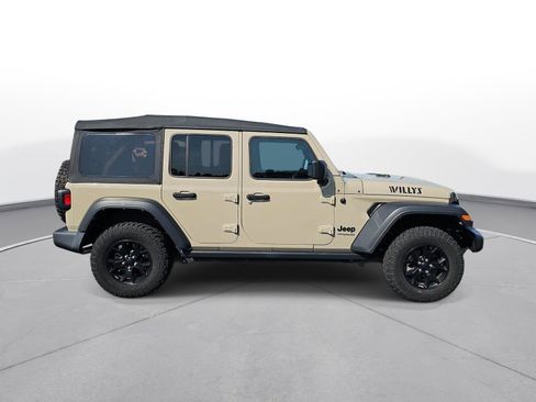 Used 2022 Jeep Wrangler Unlimited Sport AWD/4WD image 5