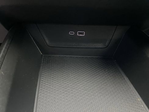 Used 2025 Chevrolet Equinox LT image 19