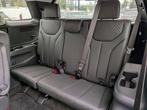 Used 2024 Hyundai Palisade SEL w/ Premium Package FWD image 15