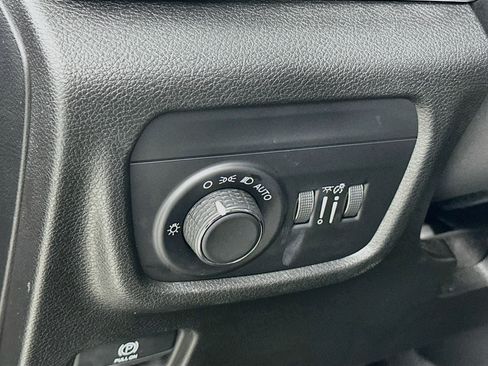 Used 2023 Jeep Grand Cherokee L Laredo AWD/4WD image 10