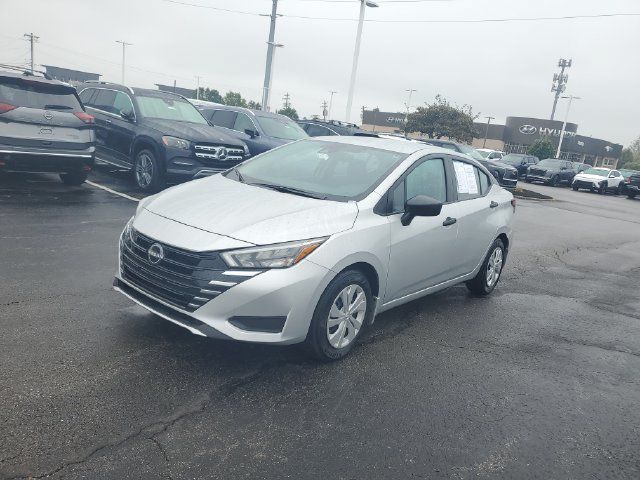 Certified 2025 Nissan Versa S w/ Trunk Package FWD image 2