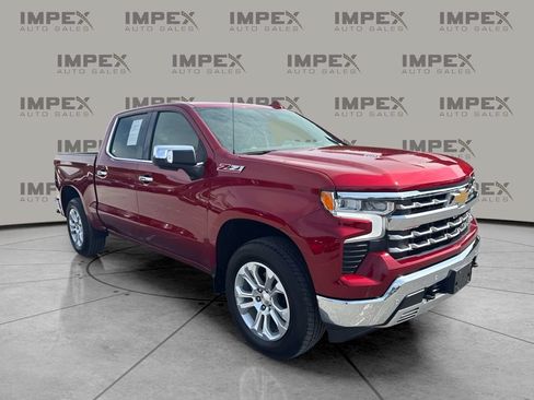 Used 2022 Chevrolet Silverado 1500 LTZ w/ Technology Package AWD/4WD image 5