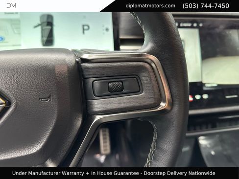 Used 2023 Rivian R1S Adventure image 32