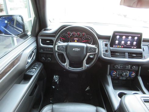 Used 2021 Chevrolet Suburban Z71 AWD/4WD image 36