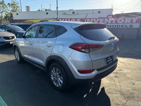 Used 2017 Hyundai Tucson SE FWD image 4