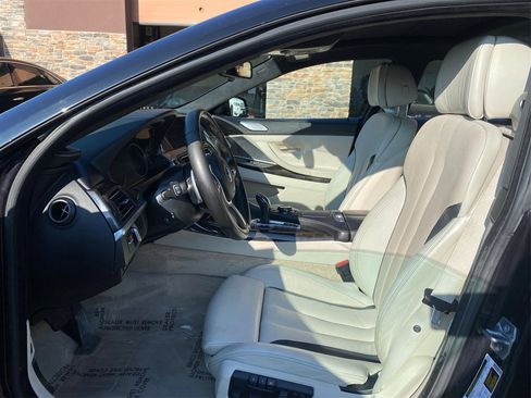 Used 2016 BMW 650i Gran Coupe xDrive w/ M Sport Edition image 9