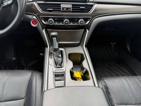 Used 2018 Honda Accord EX-L image 24