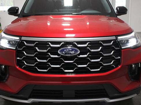 New 2026 Ford Explorer Platinum image 62