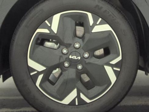 Certified 2023 Kia Niro Wind FWD image 9