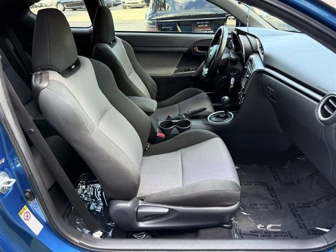 Used 2014 Scion tC FWD image 16