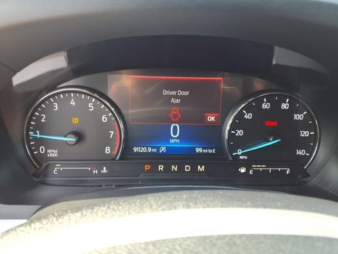 Used 2020 Ford Explorer XLT RWD image 8