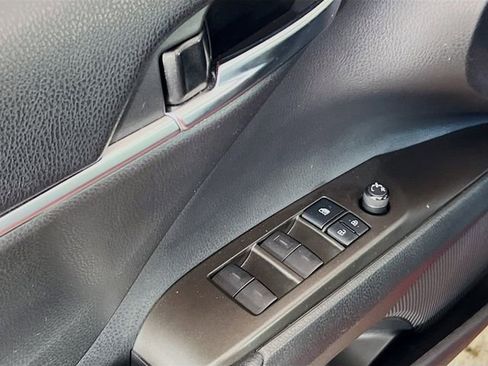 Used 2022 Toyota Camry LE image 17