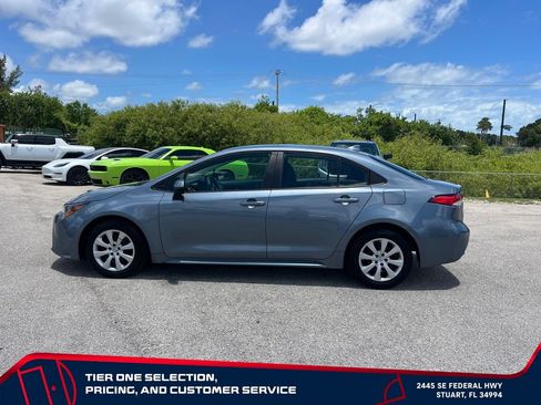 Used 2023 Toyota Corolla LE FWD image 8