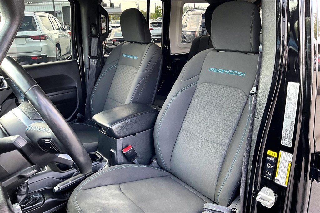 Used 2023 Jeep Wrangler Unlimited Rubicon 4xe w/ Cold Weather Group AWD/4WD image 25