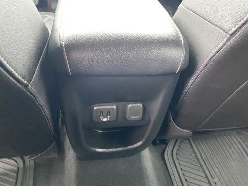 Used 2021 Chevrolet Colorado LT w/ Redline Special Edition image 32