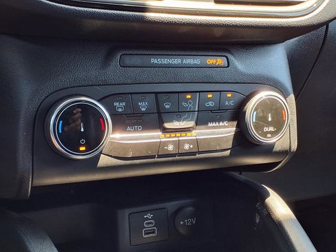 Used 2025 Ford Escape ST-Line AWD/4WD image 20