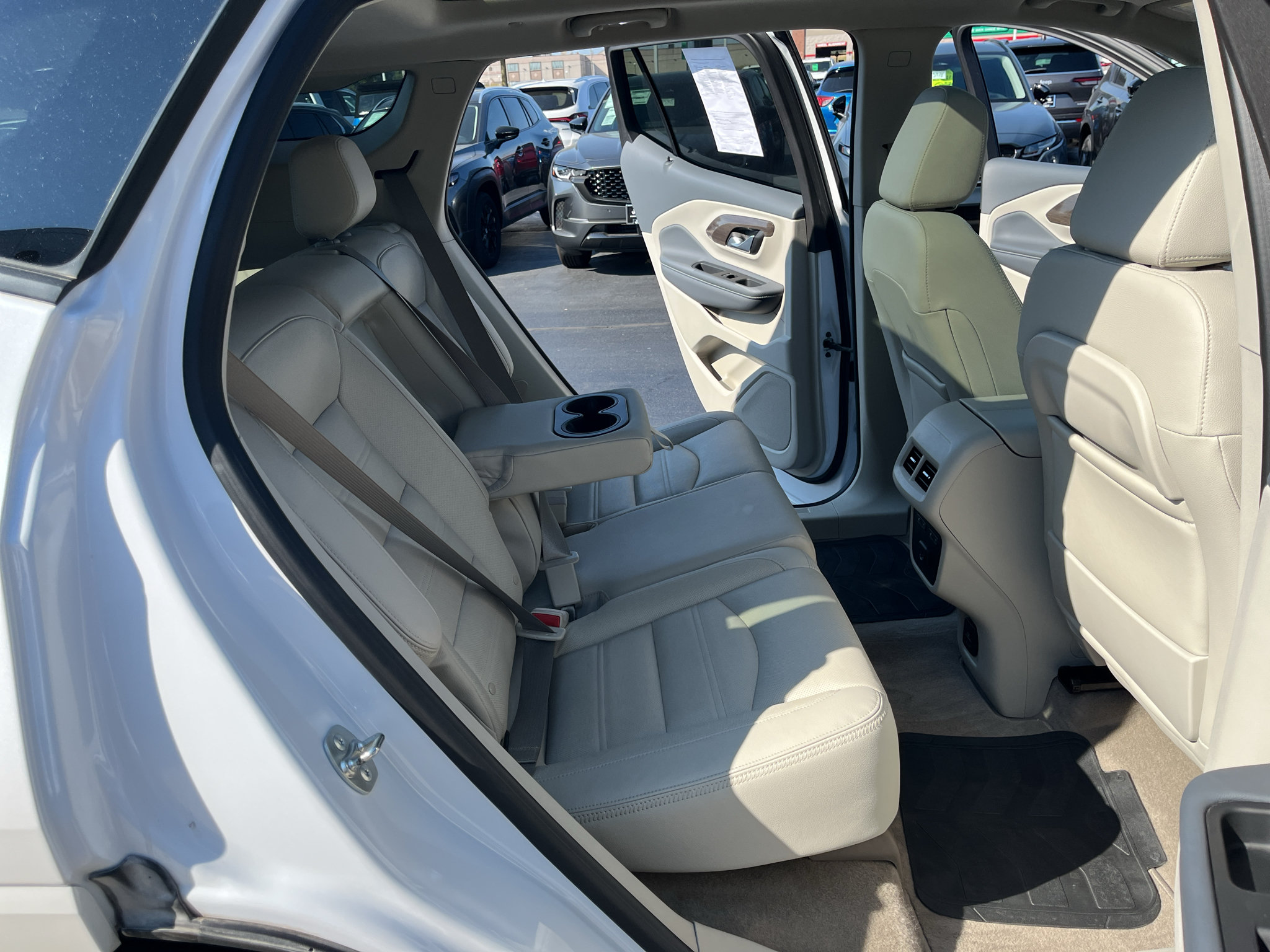 Used 2024 GMC Terrain Denali w/ Denali Premium Package AWD/4WD image 49