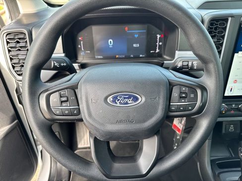 Used 2024 Ford Ranger XL RWD image 8