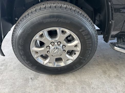 Used 2023 RAM 2500 Laramie AWD/4WD image 13