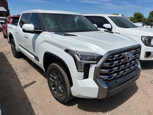 Used 2024 Toyota Tundra Platinum AWD/4WD image 3