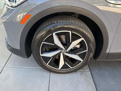 Certified 2023 Volkswagen ID.4 Pro S AWD/4WD image 9