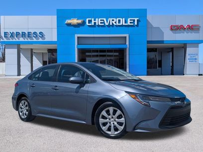 Used 2025 Toyota Corolla LE