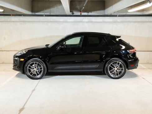 Certified 2026 Porsche Macan AWD/4WD image 2