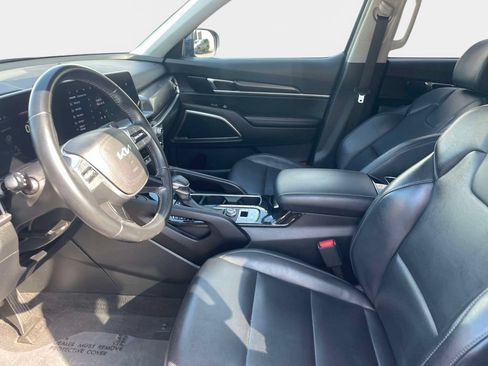 Used 2025 Kia Telluride S FWD image 23