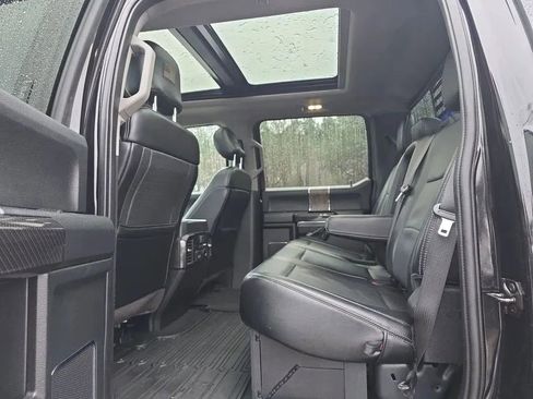 Used 2019 Ford F250 Lariat w/ Lariat Ultimate Package AWD/4WD image 44