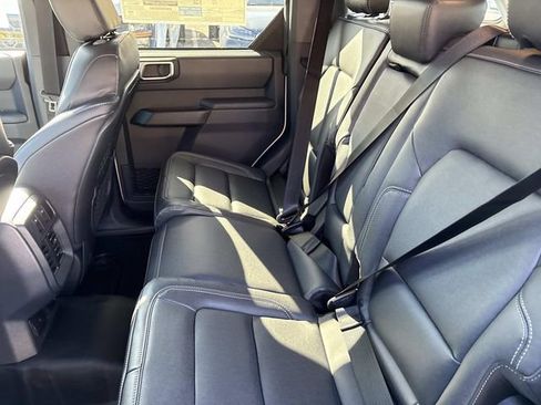 New 2025 Ford Bronco Big Bend w/ Black Diamond Package image 18