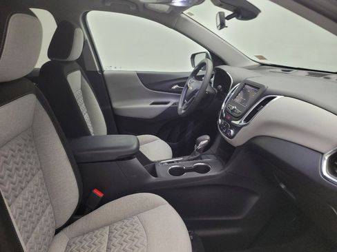Used 2022 Chevrolet Equinox LT FWD image 21