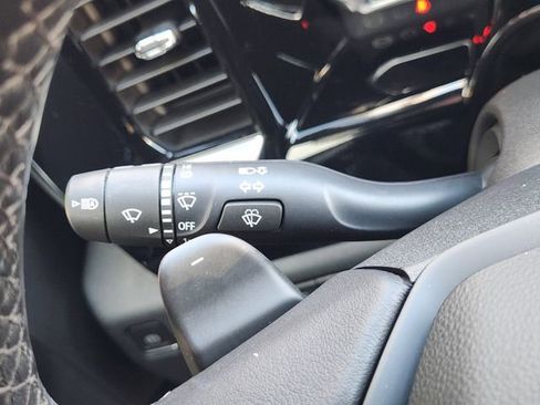 Used 2022 Chevrolet Silverado 1500 LTZ w/ Z71 Off-Road Package image 27